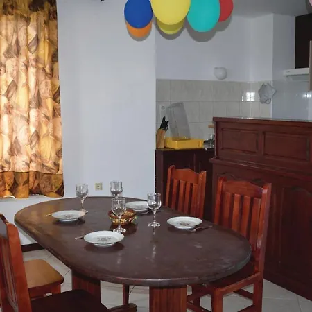 Two-bedroom Holiday In Casa de Férias *